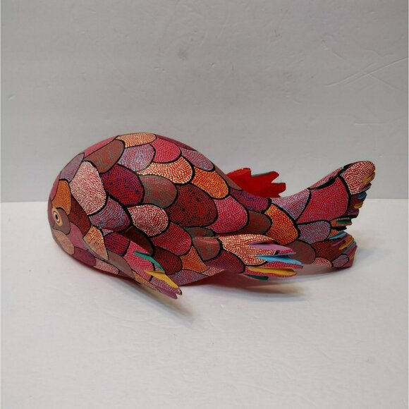 Pepe Santiago Oaxacan Alebrije Folk Art Fish Statue, Hand Painted Wood Carving - Picture 5 of 12